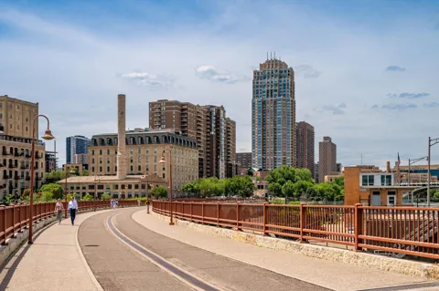 401 S 1st Street #822