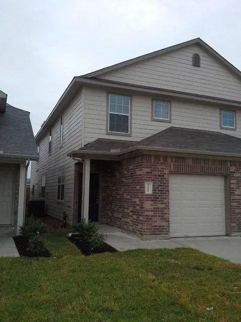 5565 Plantation Forest Drive