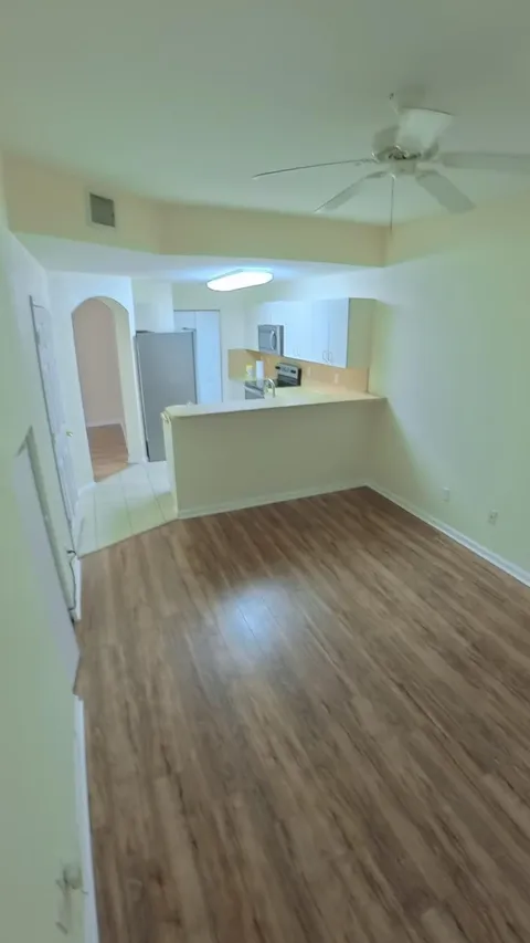 6515 DIAMOND SPRINGS TERRACE #2409