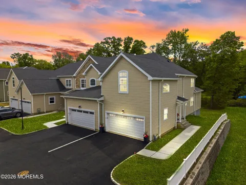 16 Remington Court