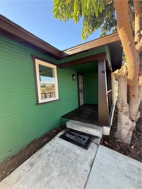 5908 Grand
