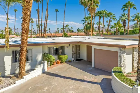73358 Grapevine Lane