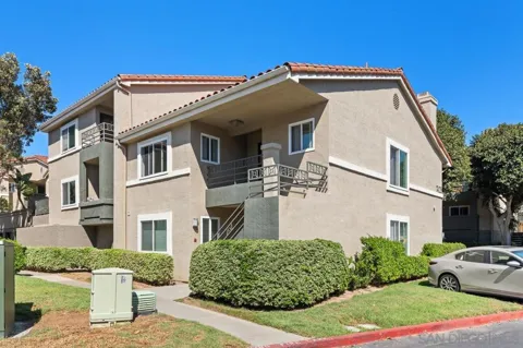 7425 Charmant Dr #2601