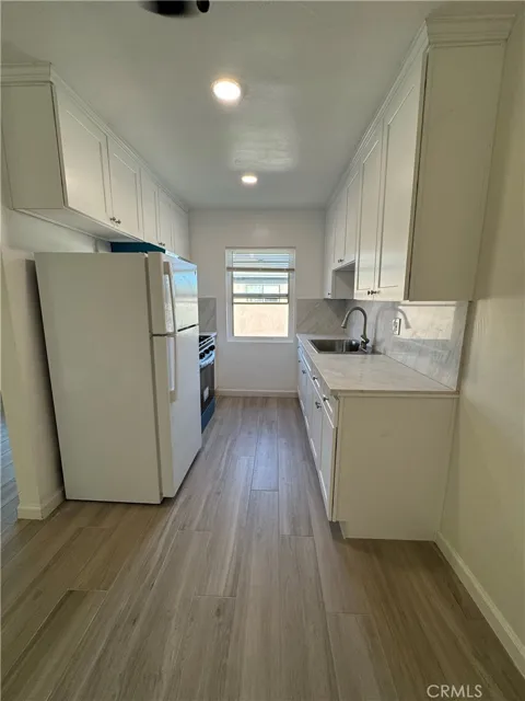 1312 W Valencia Drive