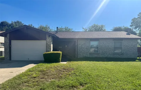 6604 Brookshire Trail