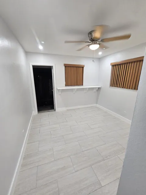 2040 SW 41st Avenue ##3