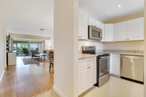 2730 SW 13th Street #203