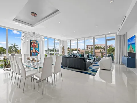 21 Isle Of Venice Drive