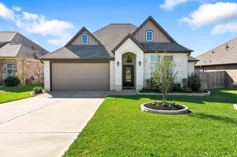 222 Racetrack Lane