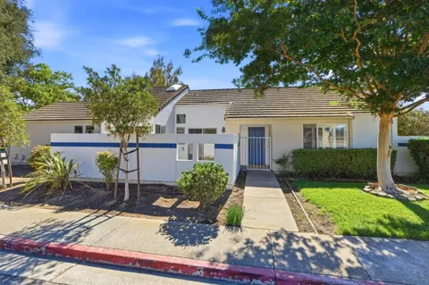 1205 Kelly Park Circle