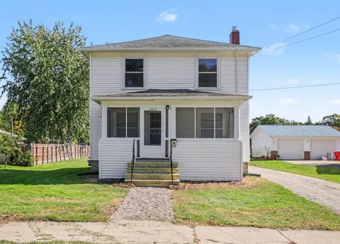 1005 S Superior Street