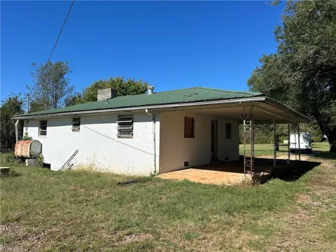 452 Old Pipers Gap Road