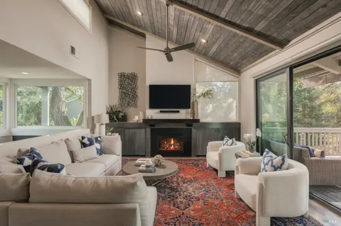 340 Deer Hollow Drive