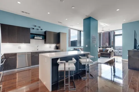 1211 Caroline Street #1801