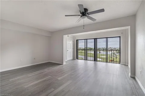 7410 Lake Breeze Drive #508