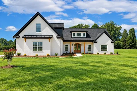 479 Garnet Lane
