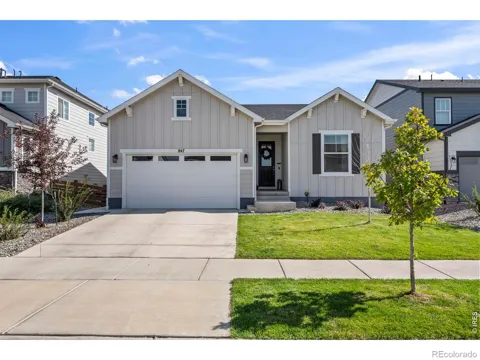 847 Goodrich Peak Street