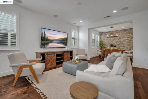 772 Tranquility Cir #1