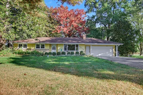 8735 E DRIVE
