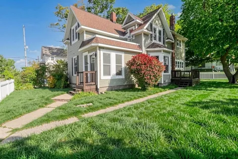 209 S Washington Avenue