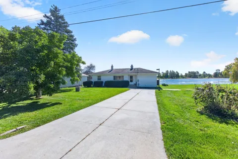 555 Norvell Beach Drive
