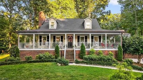 154 Glendale Circle