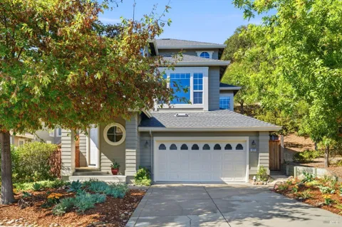 27 Vista Marin Drive