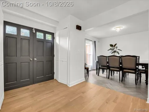 6062 Pinecroft Drive