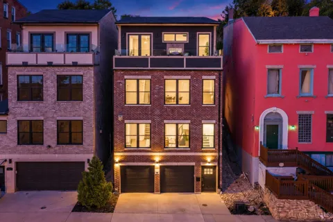 148 Mulberry Street