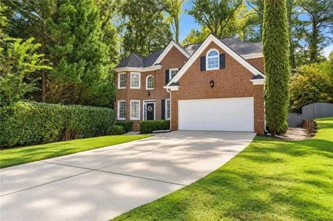 135 Lynwood Drive