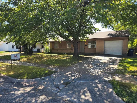 3609 Edgebrook Drive