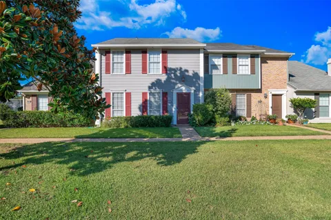 10074 Stratmore Circle