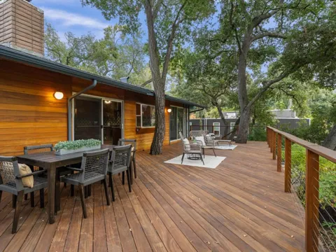 1269 Chateau Drive