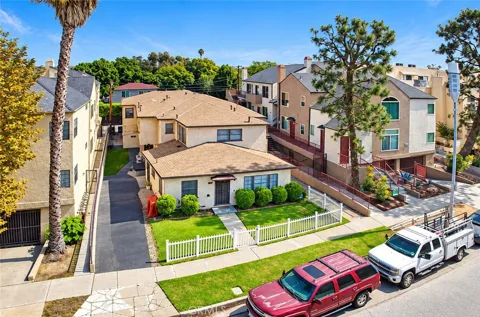 2526 S Centinela Avenue