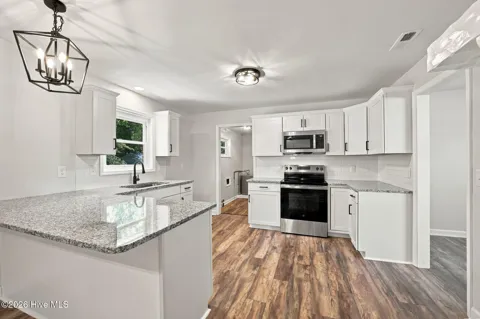 1202 Forest Drive