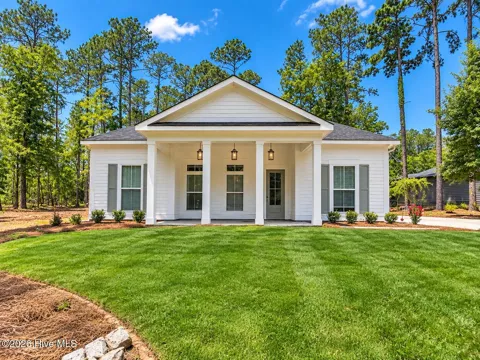 2122 Indian Road