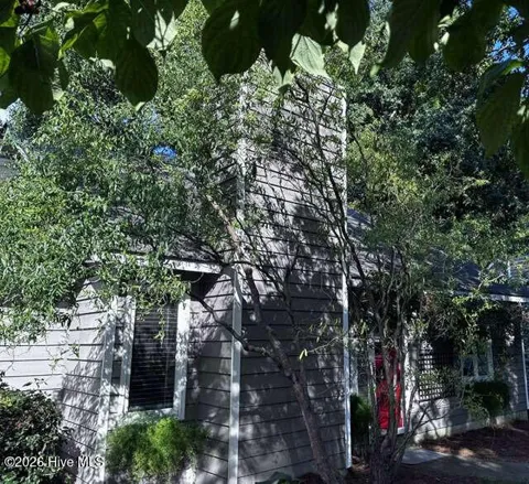1943 White Hollow Drive