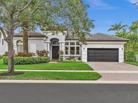 3000 SW 194th Ter