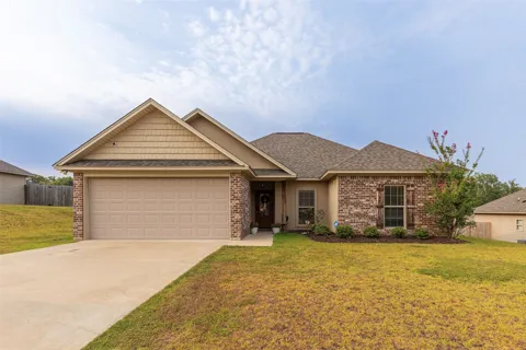 3212 LEYLAND DRIVE