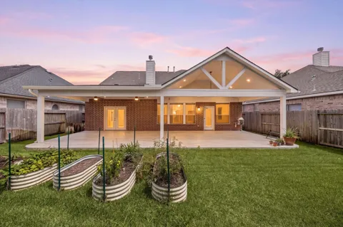 4526 Countrypines Drive