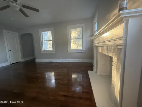 401 Nash Street