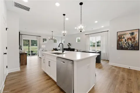 4731 Winding Trail