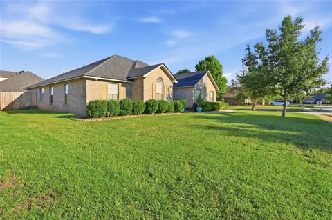 2302 Tallgrass Circle