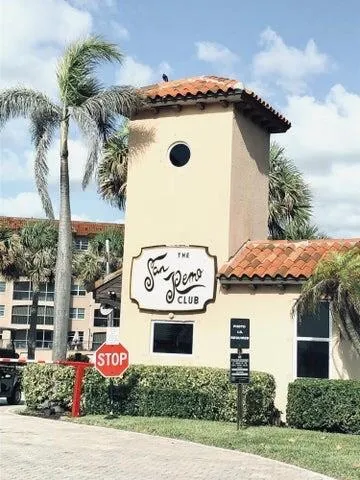 2871 OCEAN BOULEVARD #M226