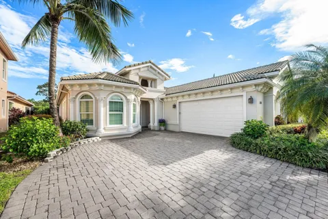 260 Carina Drive
