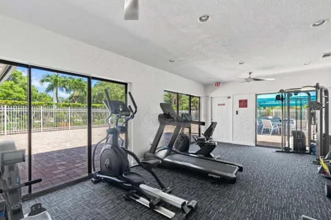 2900 FIORE WAY #1050