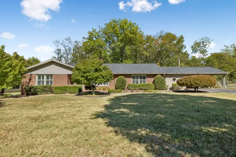 106 N Sunset Cir