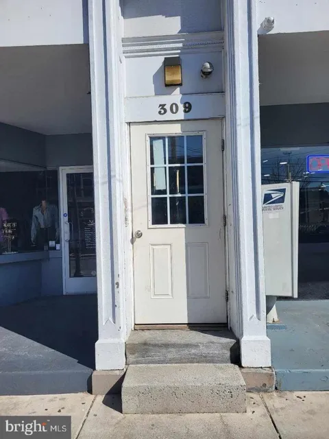 307 QUEEN STREET