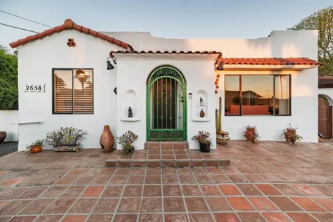 2658 Highland Drive