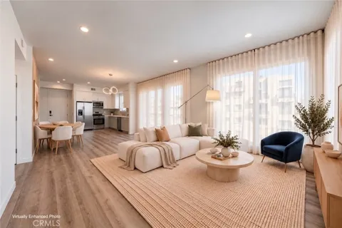 1055 S Serrano Avenue #403